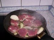 Gratiniertes Schweinefilet mit Zitronen-Hollandaise - Rezept