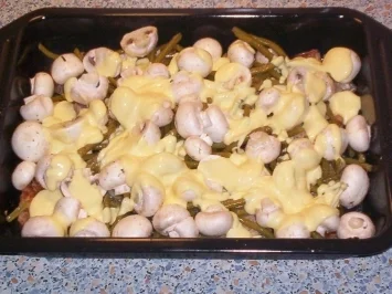 Rezept: Gratiniertes Schweinefilet mit Zitronen-Hollandaise Gratiniertes Schweinefilet mit Zitronen-Hollandaise - Rezept