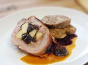 Gefüllte Putenoberkeule mit Apfel-Calvados-Sauce - Rezept