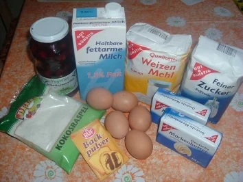 KUCHEN: KOKOSKUCHEN MIT KIRSCHEN - Rezept - Bild Nr. 2