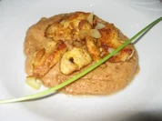 Hähnchenbrust auf Erdnußsoße - Rezept