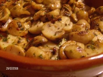 Rezept: Spanien - Champignons mit Knoblauch Bild Nr. 2 Spanien - Champignons mit Knoblauch - Rezept - Bild Nr. 2