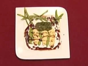 Rezept: Pochiertes Iberico Filet im Kräuter Quartett (Nicole da Silva) Pochiertes Iberico Filet im Kräuter Quartett (Nicole da Silva) - Rezept