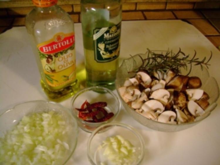 Antipasto: Eingelegte Pilze in Balsamicomarinade - Rezept - kochbar.de