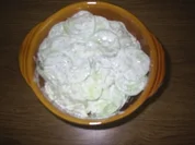 Salat - Gurkensalat mit saurer Sahne - Rezept