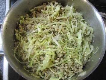 Rezept: Krautstrudel Bild Nr. 2 Krautstrudel - Rezept - Bild Nr. 2