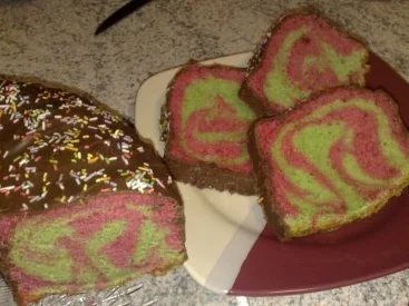 Rezept: Bunter Fantakuchen für den Kindergeburtstag (Blechkuchen/Muffins) Bild Nr. 15 Bunter Fantakuchen für den Kindergeburtstag (Blechkuchen/Muffins) - Rezept - Bild Nr. 15