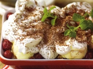 Kirsch-Eis-Tiramisu - Rezept