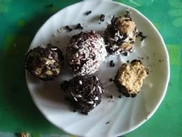 Rezept: Snack: Joghurt-Powerbällchen Bild Nr. 6 Snack: Joghurt-Powerbällchen - Rezept - Bild Nr. 6