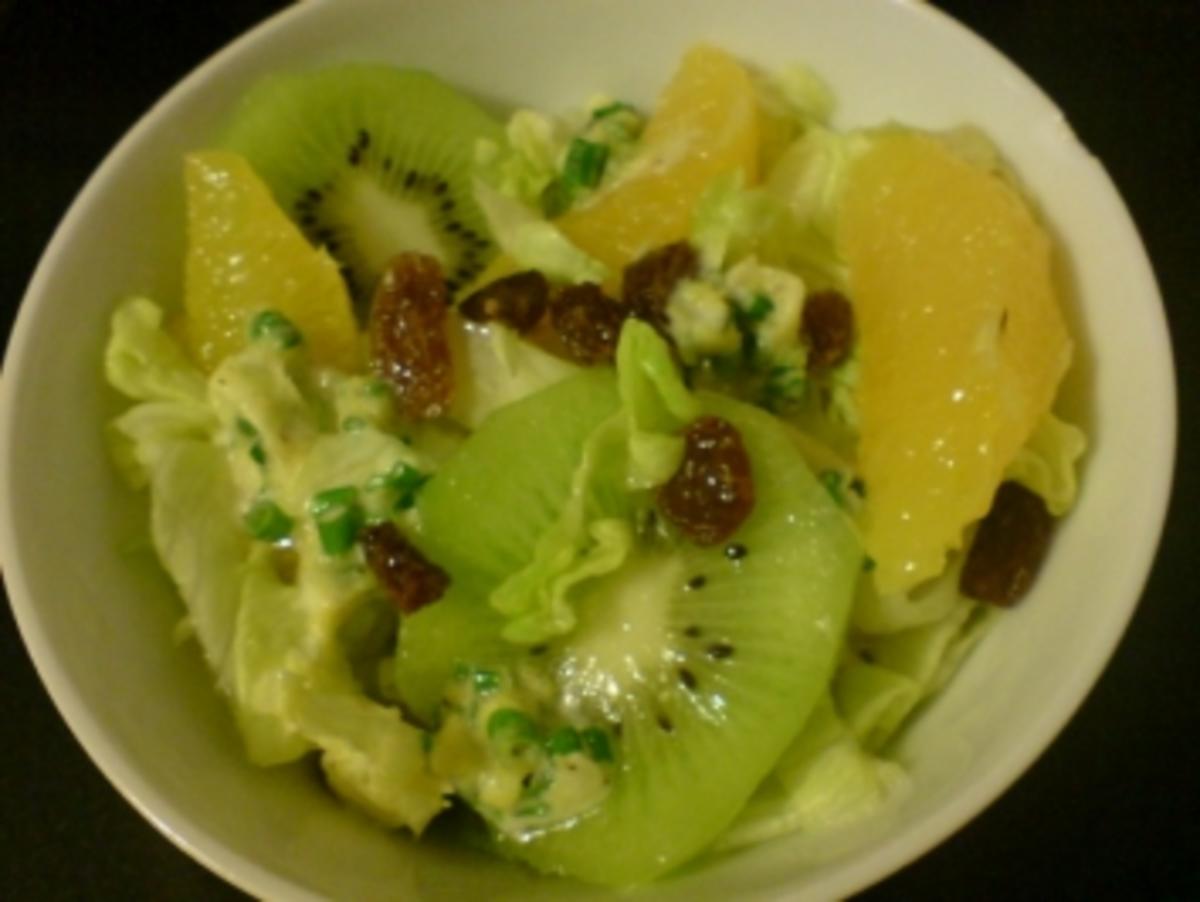 Chinakohl-Orangen-Kiwi-Salat - Rezept mit Bild - kochbar.de