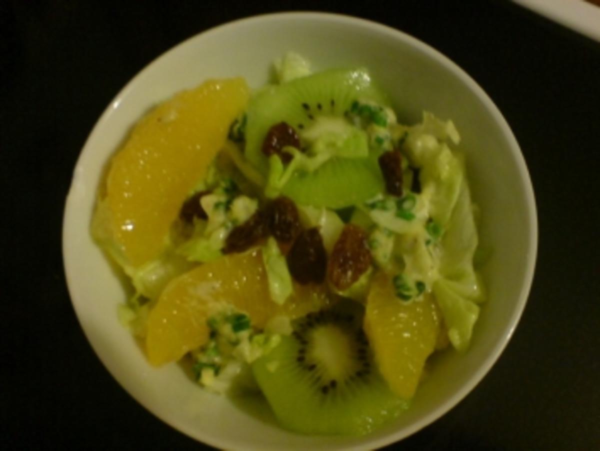 Chinakohl-Orangen-Kiwi-Salat - Rezept