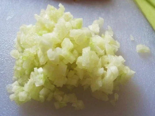 Rezept: Knoblauch - Buttersoße ... Bild Nr. 2 Knoblauch - Buttersoße ... - Rezept - Bild Nr. 2