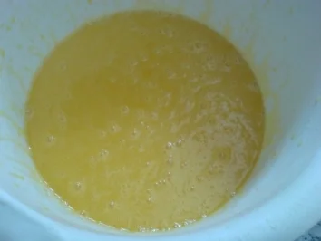 Rezept: Heidelbeer-Joghurt-Gugelhupf Bild Nr. 6 Heidelbeer-Joghurt-Gugelhupf - Rezept - Bild Nr. 6