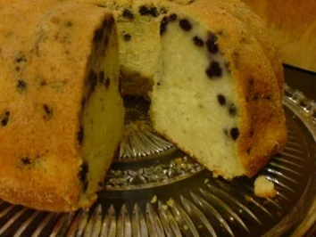 Rezept: Heidelbeer-Joghurt-Gugelhupf Bild Nr. 18 Heidelbeer-Joghurt-Gugelhupf - Rezept - Bild Nr. 18