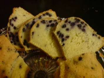 Rezept: Heidelbeer-Joghurt-Gugelhupf Bild Nr. 19 Heidelbeer-Joghurt-Gugelhupf - Rezept - Bild Nr. 19