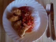 Knusperfisch auf Reisnudeln mit Süß-Sauersoße - Rezept