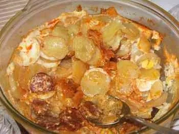 Rezept: Kartoffelauflauf mal Ungarisch Kartoffelauflauf mal Ungarisch - Rezept