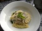 Ravioli auf Blattspinat mit Champignonsauce - Rezept