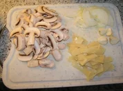 Schweinefiletstreifen asiatisch mit buntem Gemüse und Reisgugelhupf - Rezept