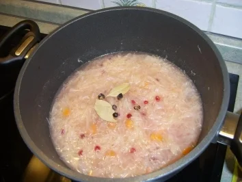 Kwaschenaja kapusta s jablokami - Rezept - Bild Nr. 5