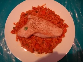 Kurzgebratenes: Putenschnitzel mit Wintergemüse-Tomaten-Reis - Rezept