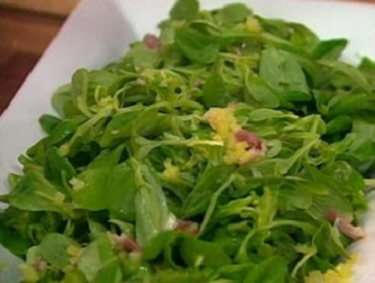 Feldsalat mit Kartoffel-Speck-Dressing - Rezept - kochbar.de