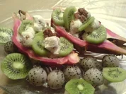 Pitahaya mit Walnußeis und Kiwi - Rezept
