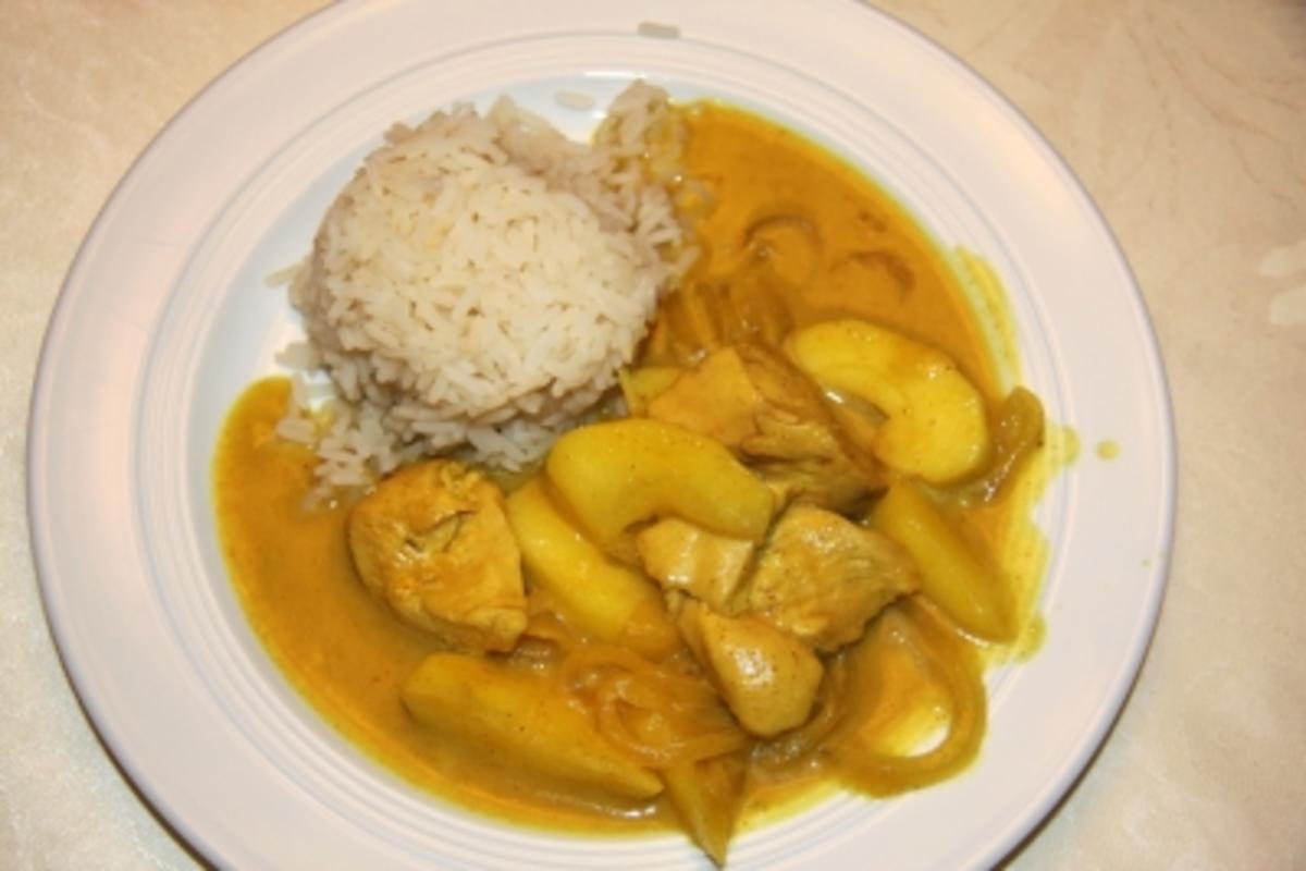 Apfel-Curry-Hähnchen - Rezept mit Bild - kochbar.de