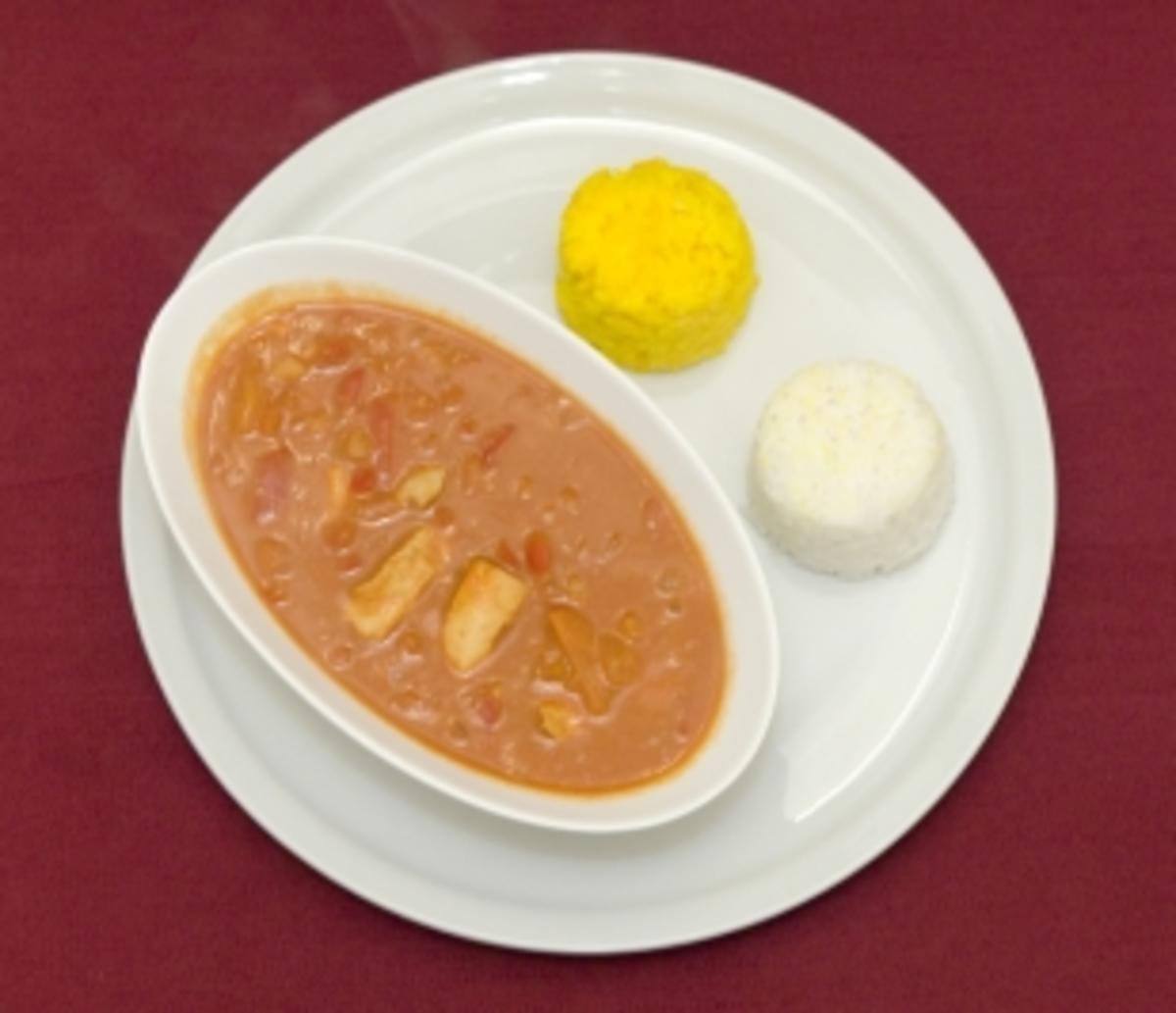 Rotes Thai Curry mit Reis (Nadja Benaissa) - Rezept