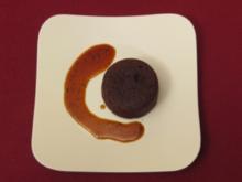 Oliven-Schokoladenkuchen mit goldenem Savoma-Safran-Jus - Rezept