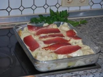 Rezept: Käse-Kartoffeln mit Blumenkohl Käse-Kartoffeln mit Blumenkohl - Rezept