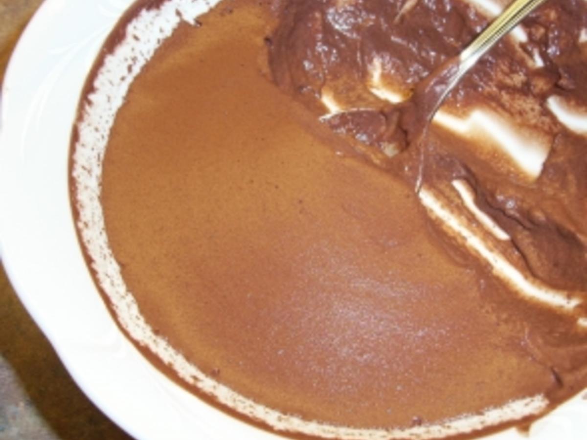 Schokoladenmousse .. mousse au chocolate - Rezept mit Bild - kochbar.de