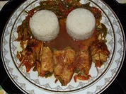 Rouladen aus Hähnchenbrustfilet *würzig scharf* gefüllt mit Gemüse und Reis dazu! - Rezept