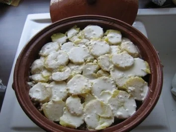 Oma`s Schichttopf - Rezept