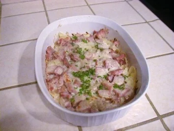 Überbackene Schinkennudeln - Rezept