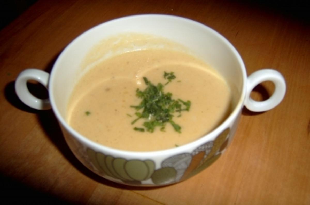 Suppe: Sellerie-Käse Creme Suppe - Rezept