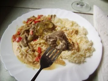 Fleisch: Steaks  auf Austernpilzen in Paprika-Chilli Soße - Rezept