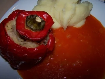 Paprikaschoten nach Haushälterinart - Rezept