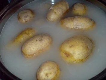 Rezept: Lausitzer Pellkartoffeln mit Quark und Leinöl Bild Nr. 3 Lausitzer Pellkartoffeln mit Quark und Leinöl - Rezept - Bild Nr. 3