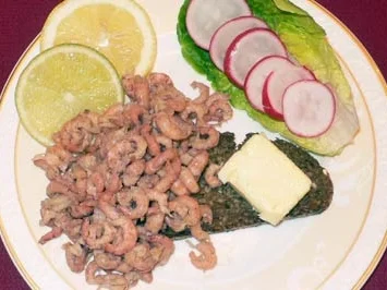 Rezept: Nordseekrabben auf Schwarzbrot Bild Nr. 9 Nordseekrabben auf Schwarzbrot - Rezept - Bild Nr. 9