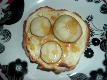 Süße Focaccia mit Birnen - Rezept