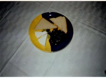 Schafskäse mit Kirschkonfitüre - Rezept