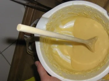 Rezept: Windbeutel mit Vanillefüllung Windbeutel mit Vanillefüllung - Rezept