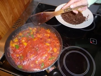 Mexikanischer Tomaten-Hackauflauf - Rezept