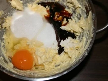 Schokoladen-Mandel-Kekse - Rezept - Bild Nr. 5