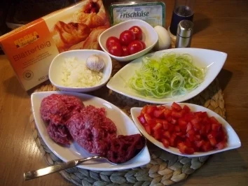 Rezept: Hackfleisch-Gemüsestrudel Bild Nr. 2 Hackfleisch-Gemüsestrudel - Rezept - Bild Nr. 2