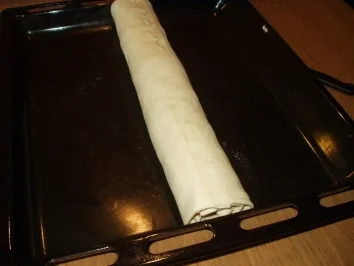 Rezept: Hackfleisch-Gemüsestrudel Bild Nr. 9 Hackfleisch-Gemüsestrudel - Rezept - Bild Nr. 9