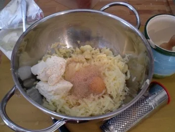 Rezept: Kartoffelplätzchen Kartoffelplätzchen - Rezept