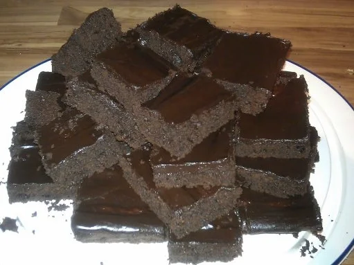 Rezept: Saftiger Schokoladenkuchen Saftiger Schokoladenkuchen - Rezept