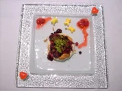 Italienische Schichttorte mit Mango-Himbeeren in Rosenwassersirup - Rezept